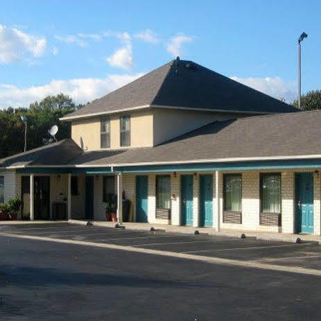 Airport Inn Motel Richmond Sandston Exterior photo